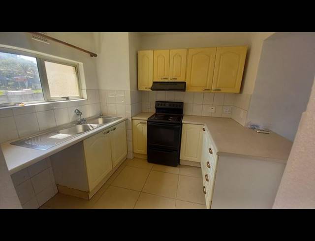 2 BEDROOM APARTMENT FOR SALE IN BLUFF